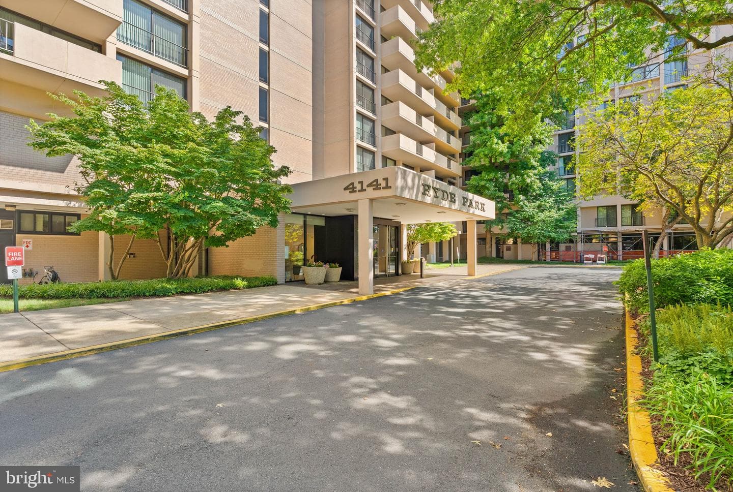 4141 N Henderson Road #1215 photo 5