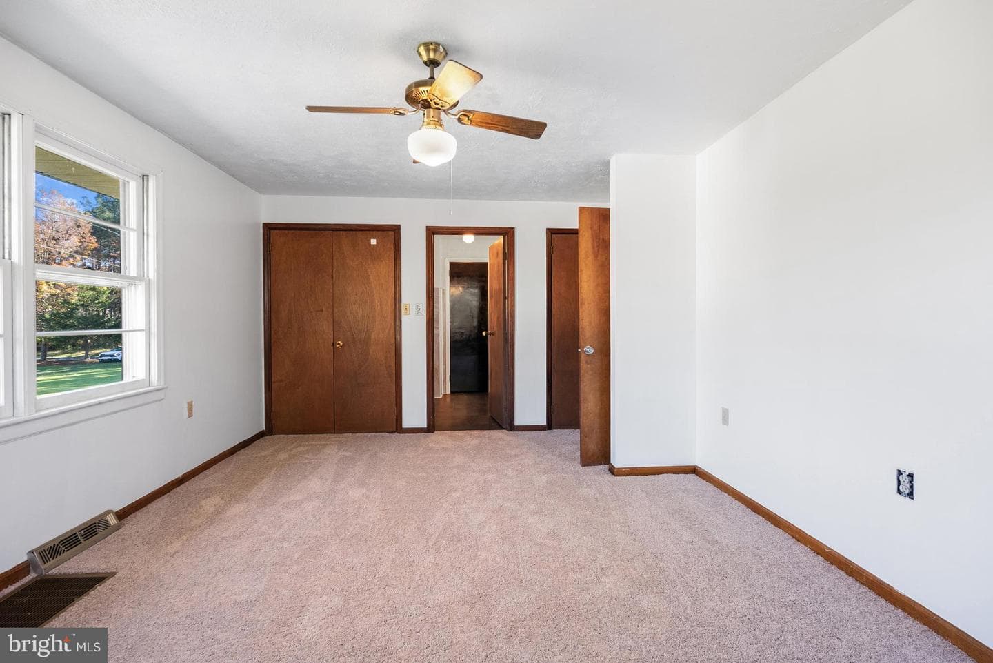 687 Hixburg Road photo 24
