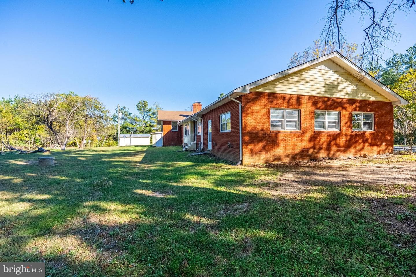 687 Hixburg Road photo 34