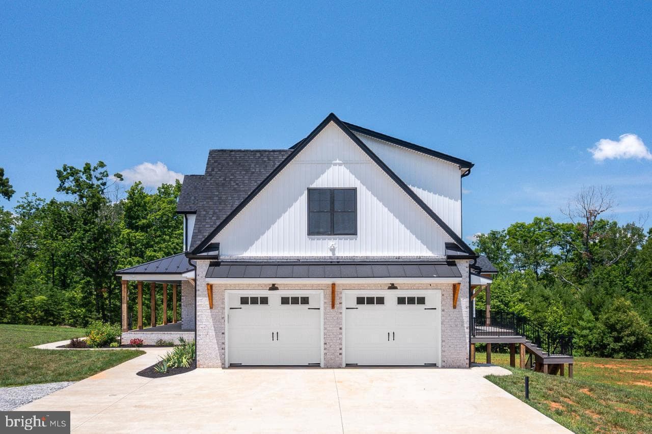 342 White Tail Road photo 10