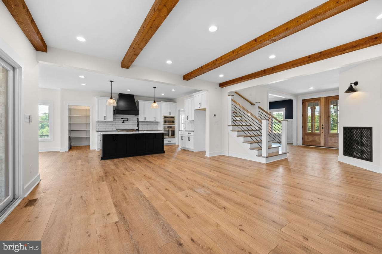 342 White Tail Road photo 24