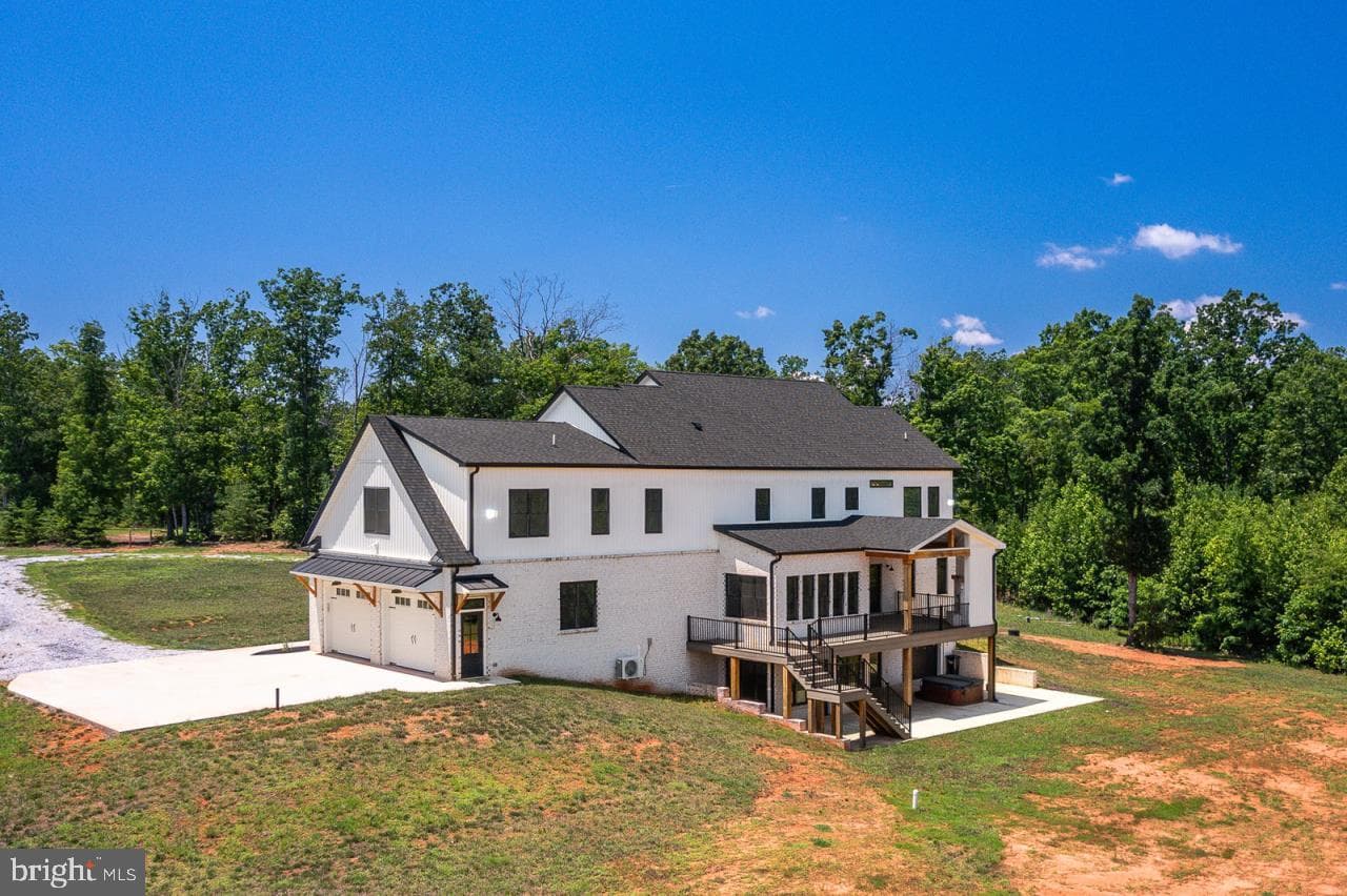 342 White Tail Road photo 9
