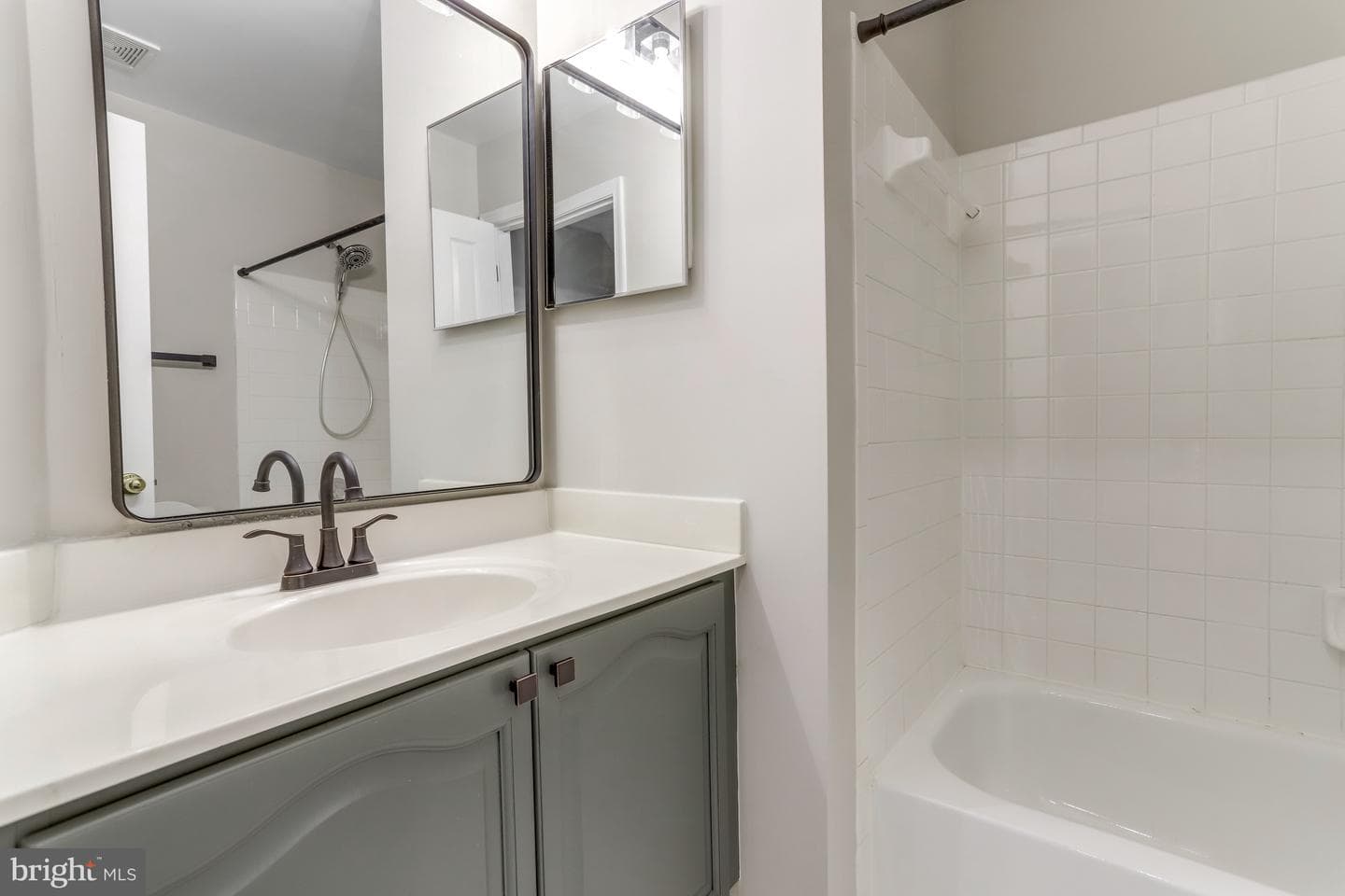 2424 North Hampton Drive Drive photo 40