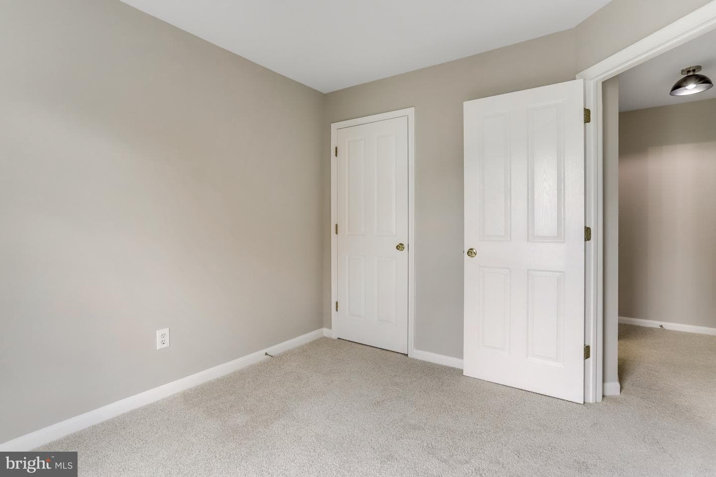 2424 North Hampton Drive Drive photo 45