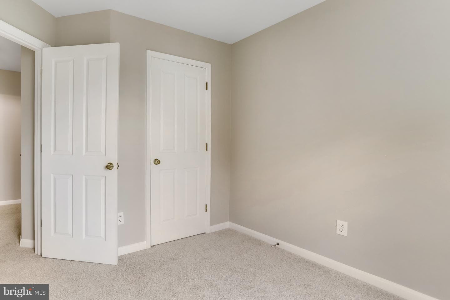 2424 North Hampton Drive Drive photo 51