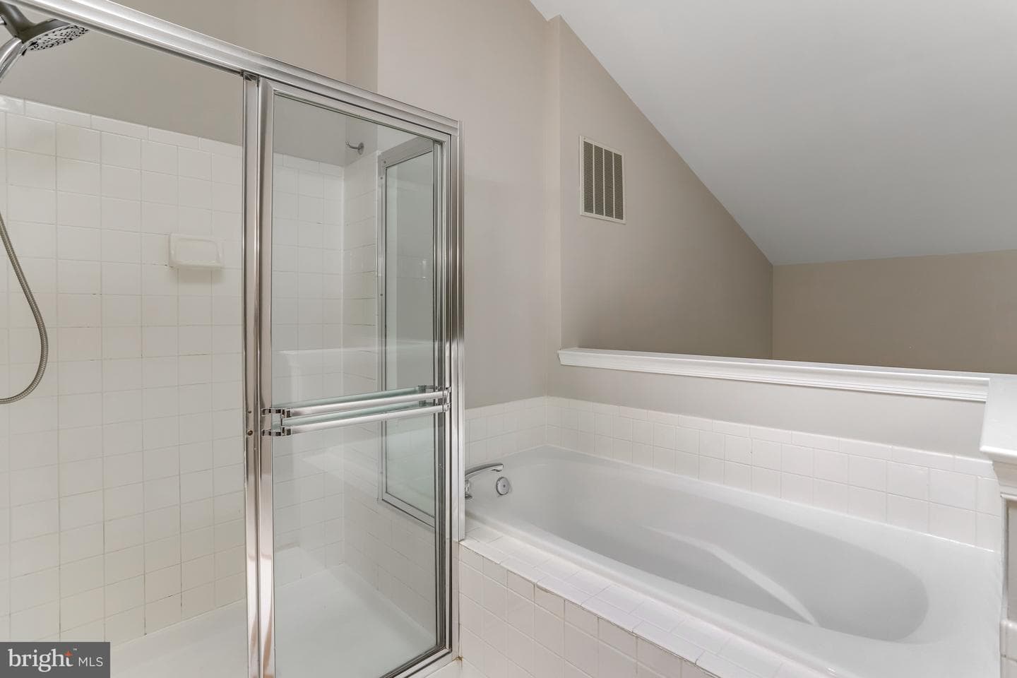 2424 North Hampton Drive Drive photo 66