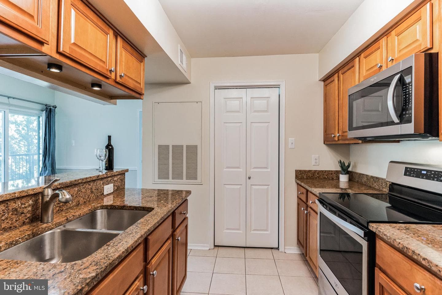 3303 Wyndham Circle #341 photo 9
