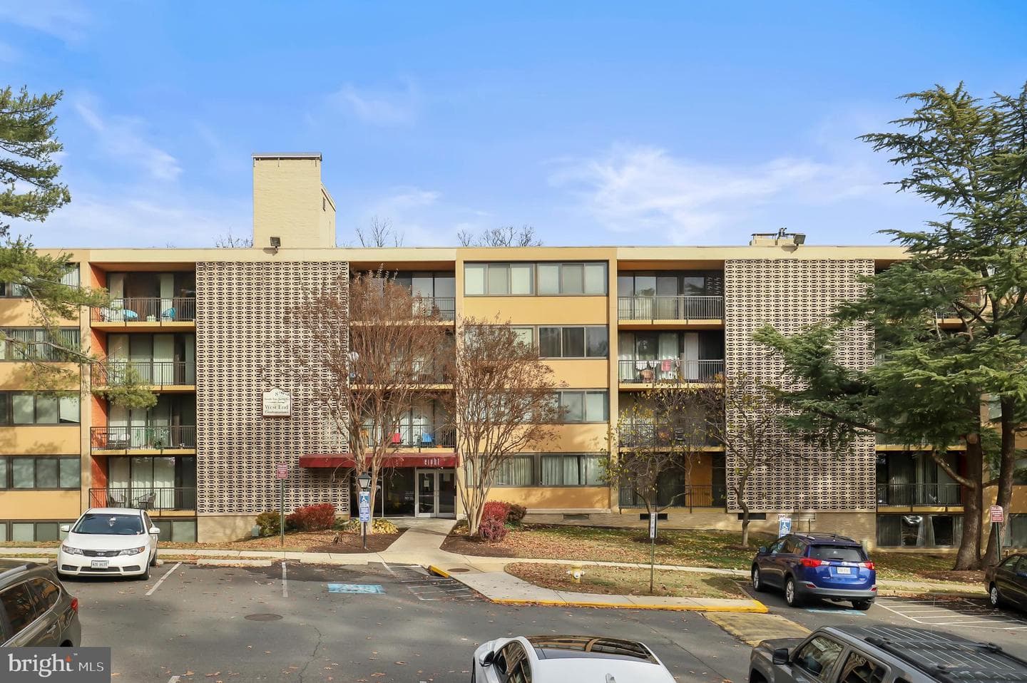 8 S Van Dorn Street #502 photo 17
