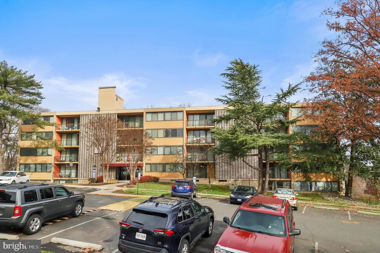 8 S Van Dorn Street #502 photo 18