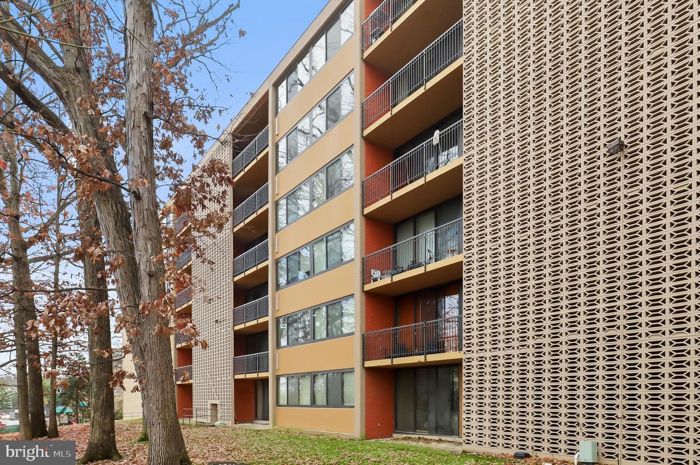 8 S Van Dorn Street #502 photo 19
