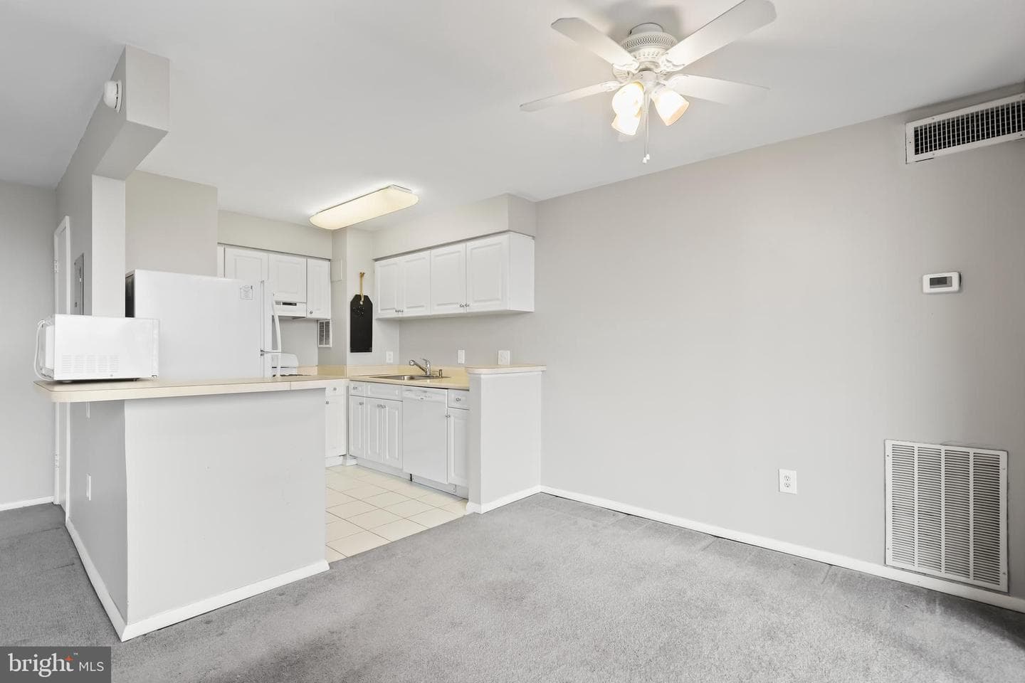 8 S Van Dorn Street #502 photo 8