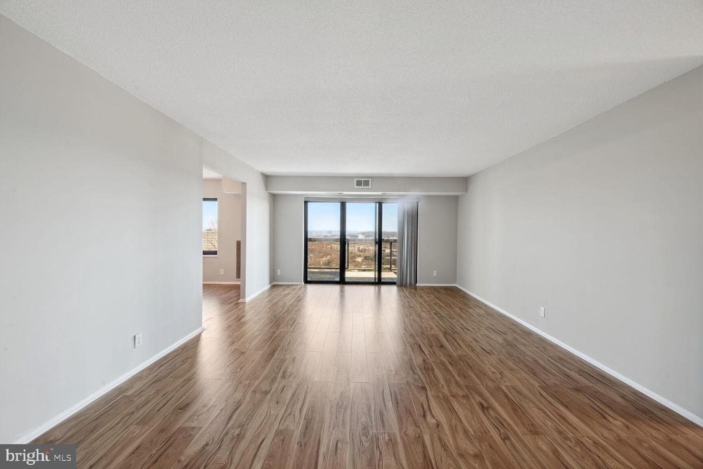 309 Yoakum Parkway #1118 photo 11