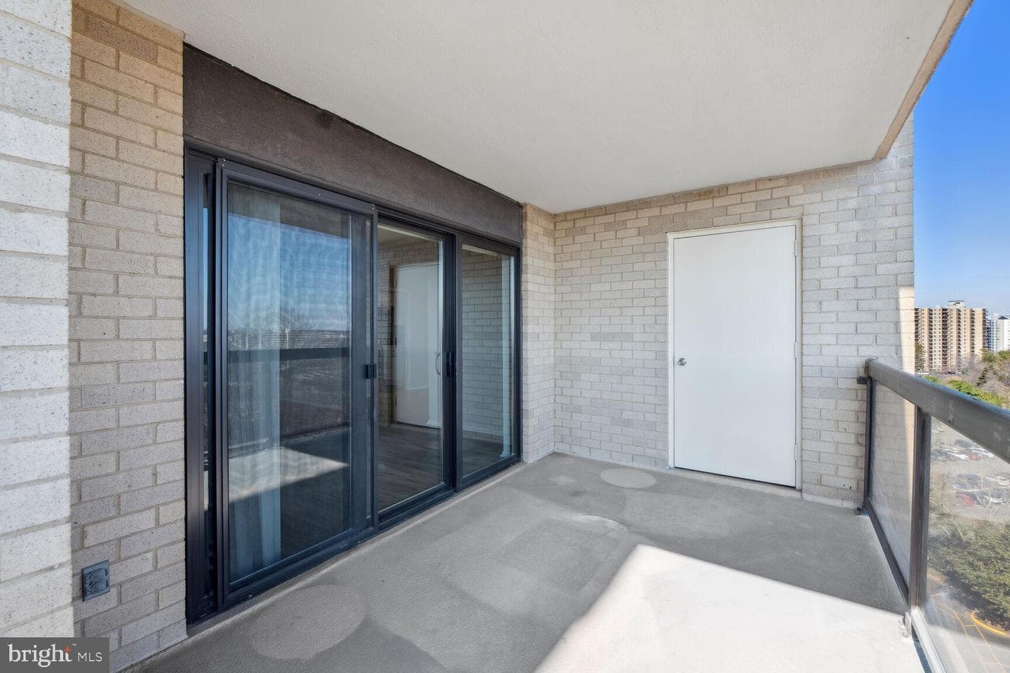 309 Yoakum Parkway #1118 photo 14