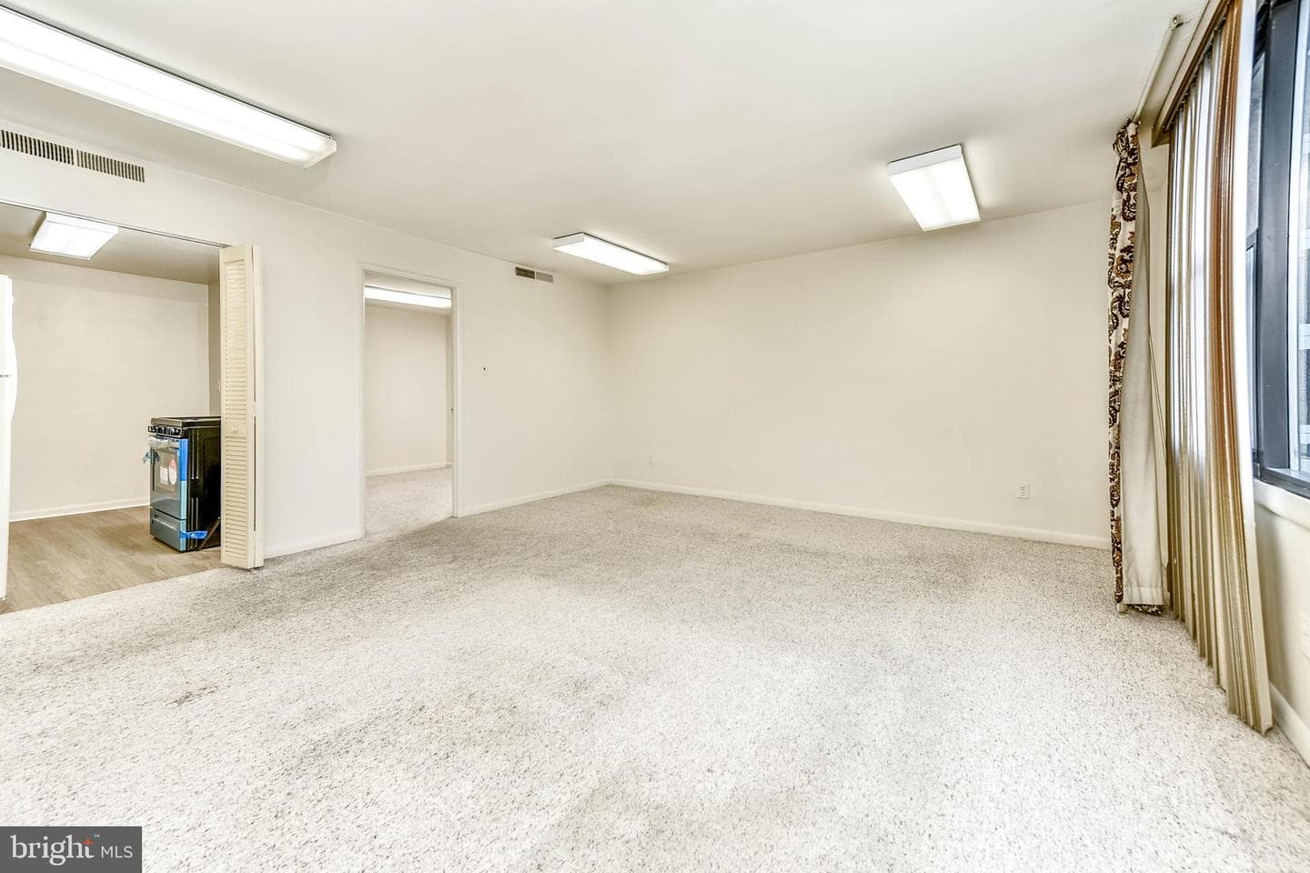 4600 Duke Street #424 photo 3