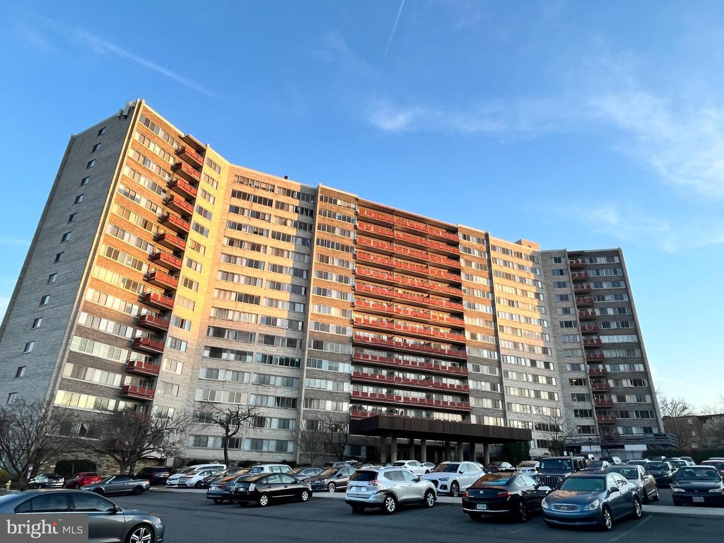 5340 Holmes Run Parkway #1401 photo 2