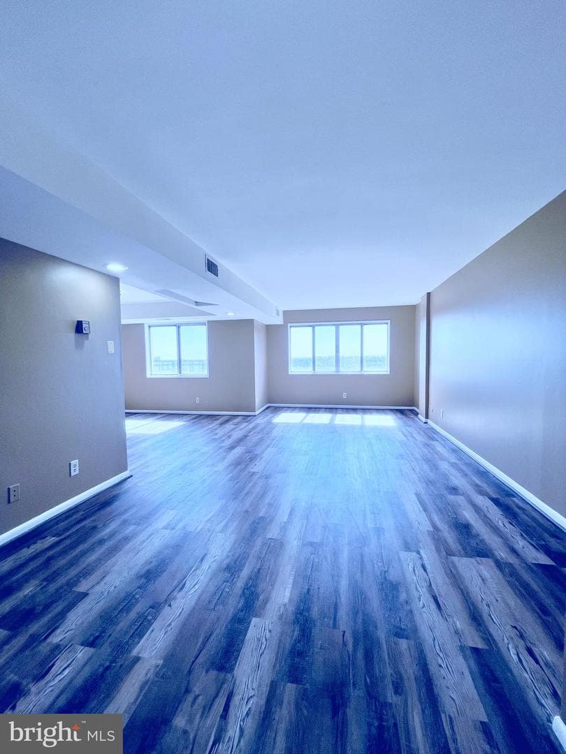 5340 Holmes Run Parkway #1401 photo 7