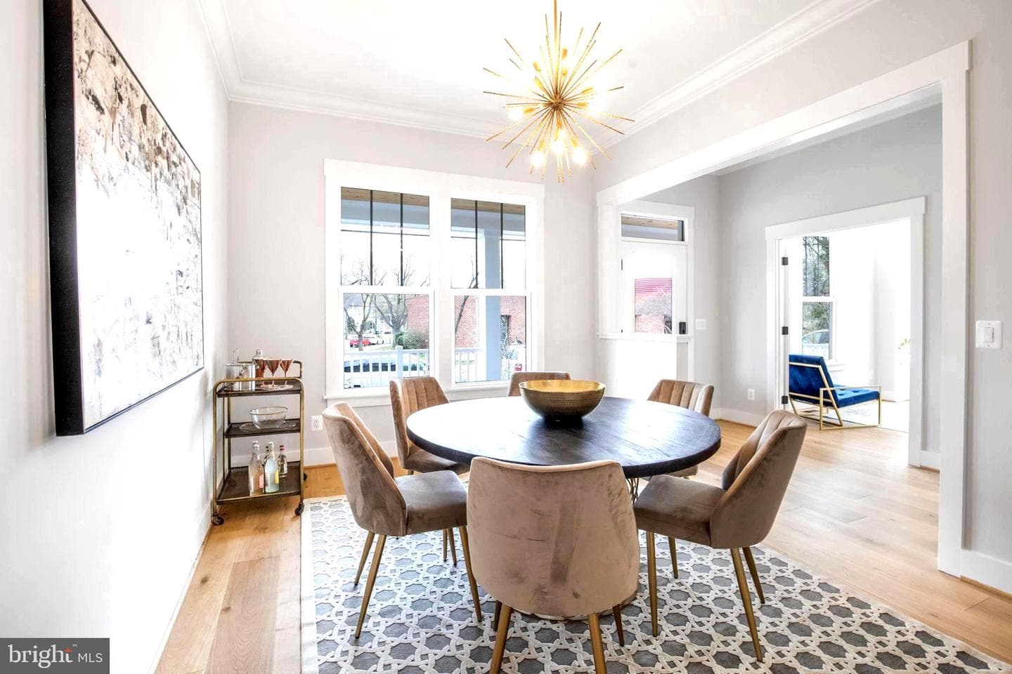 1 E Uhler Avenue photo 3
