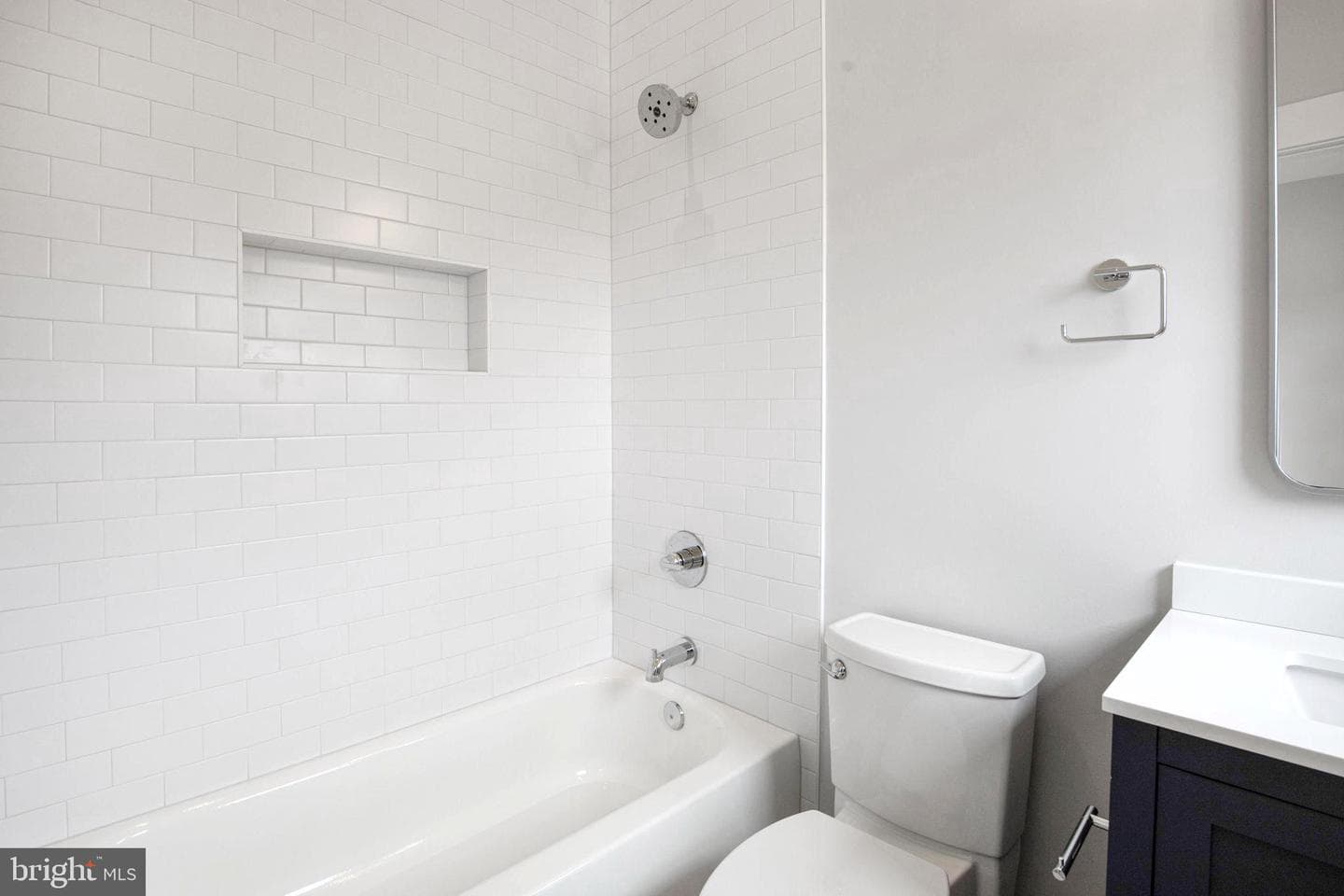 1 E Uhler Avenue photo 38