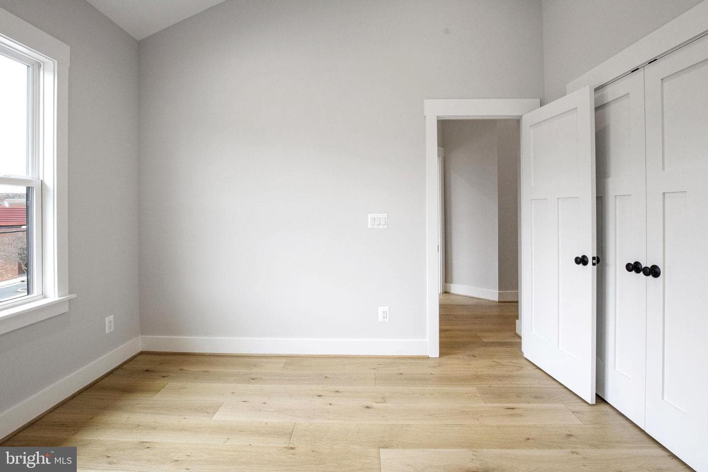 1 E Uhler Avenue photo 40
