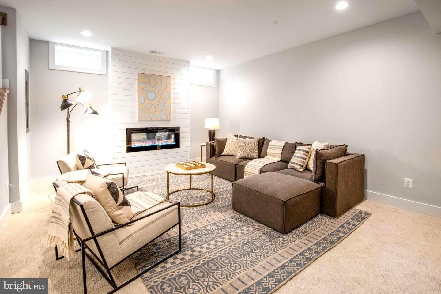 1 E Uhler Avenue photo 46
