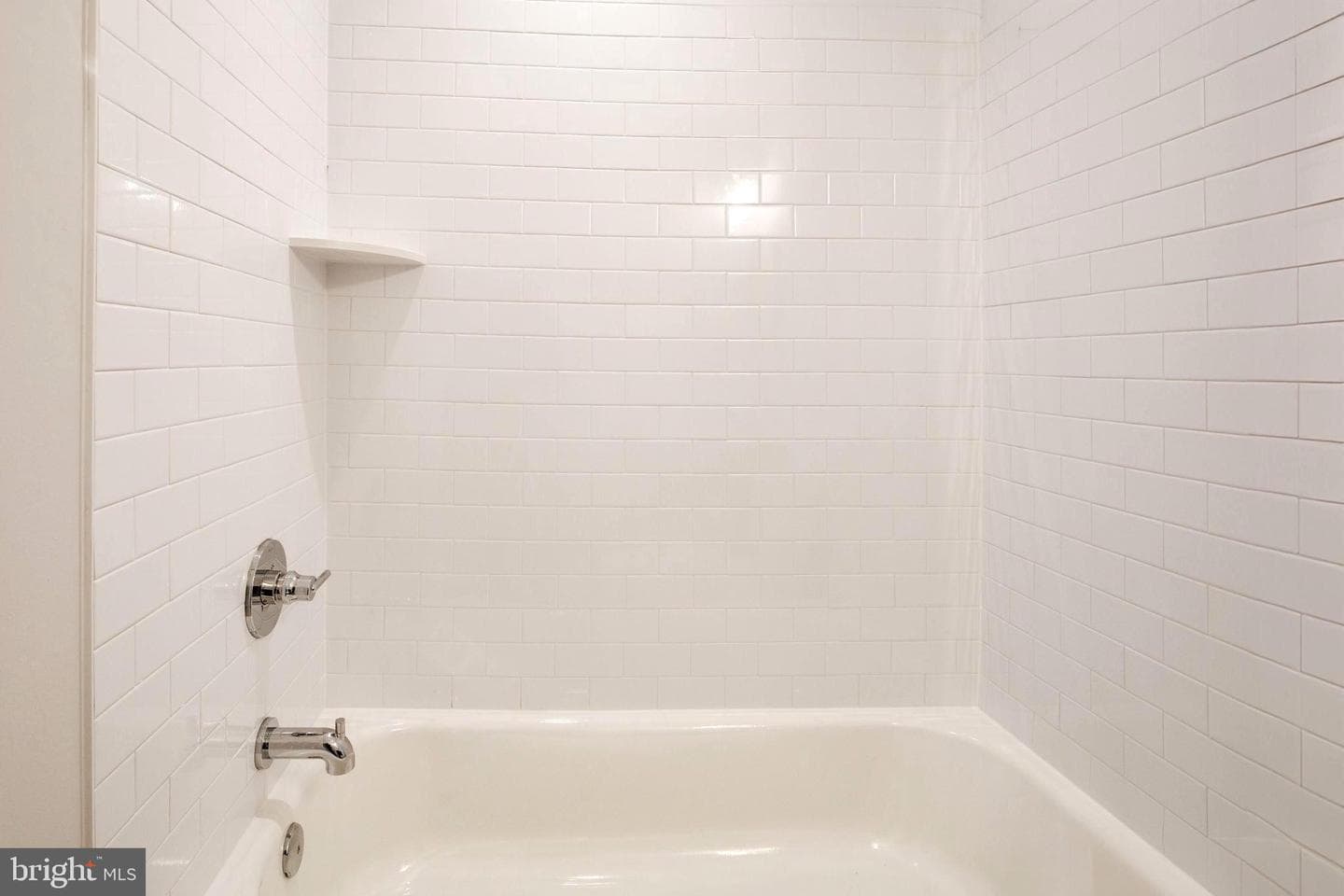 1 E Uhler Avenue photo 64