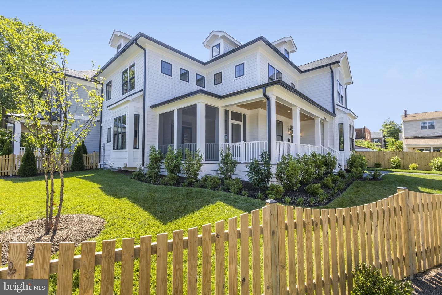 2315 Commonwealth Avenue photo 4