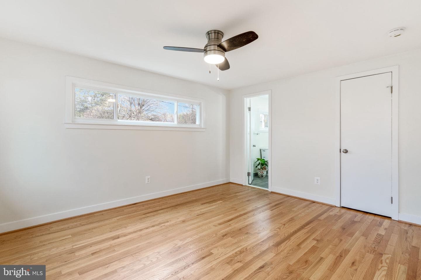 5006 Regency Place photo 9