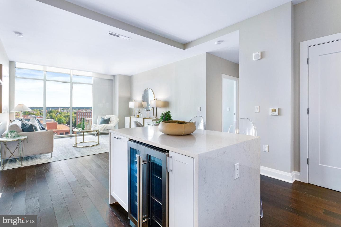 925 N Fairfax Street #1205 photo 5