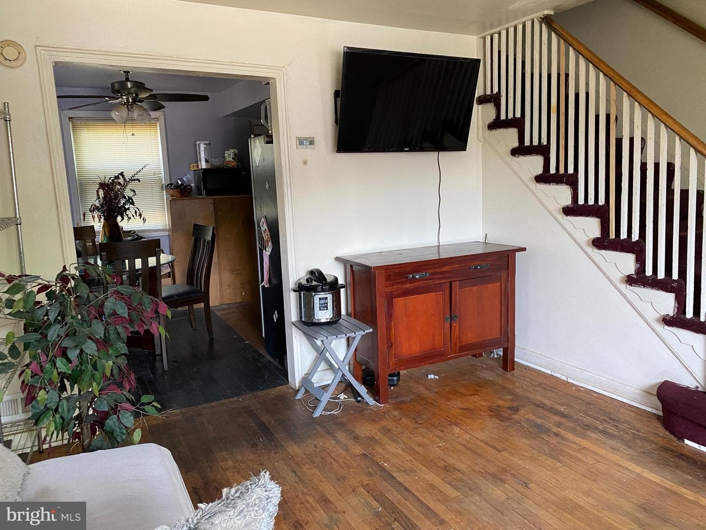 547 E Duncan Avenue photo 3