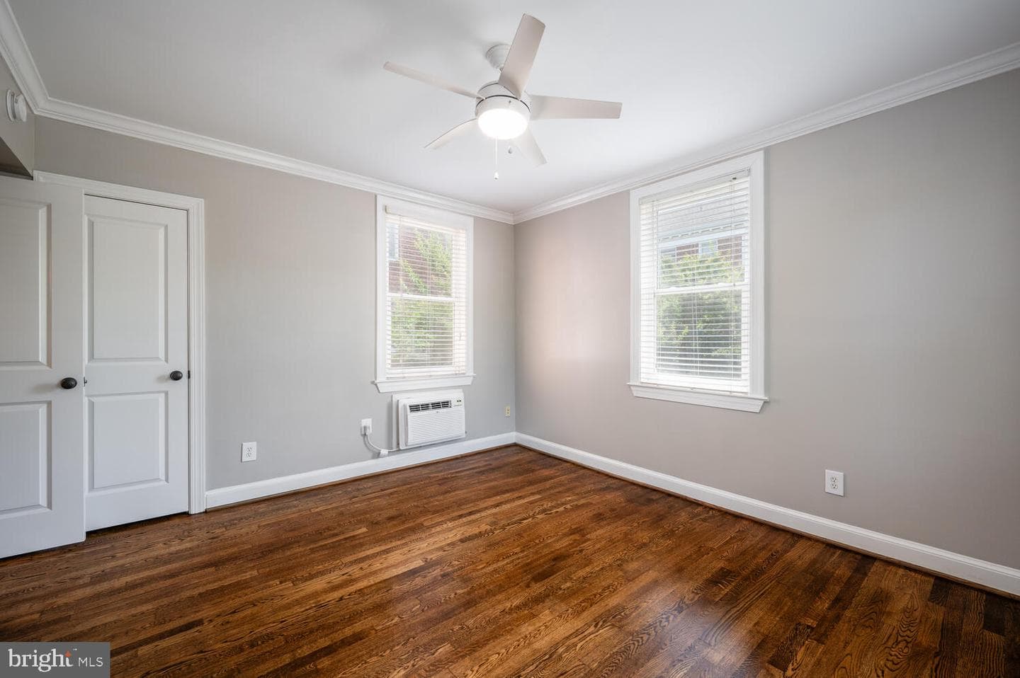 922 S Washington Street #203 photo 12
