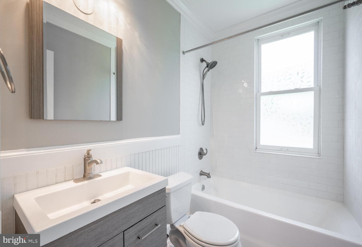 922 S Washington Street #203 photo 17