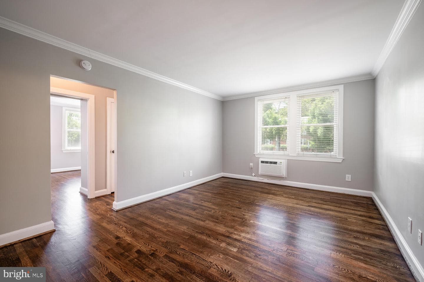 922 S Washington Street #203 photo 4