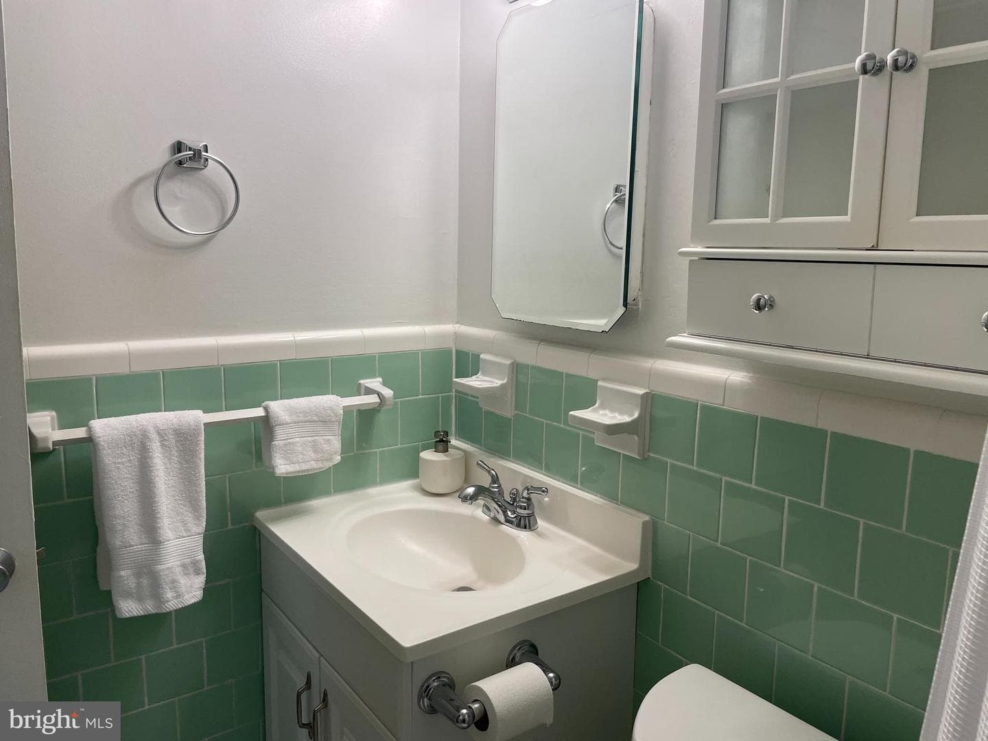 3342 S 28th Street #304 photo 17