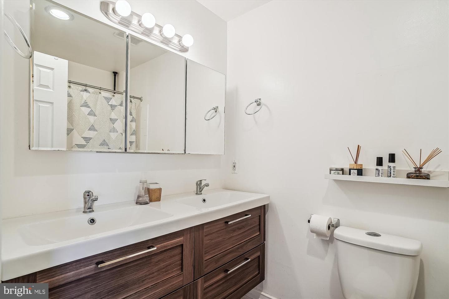 444 N Armistead Street #304 photo 12