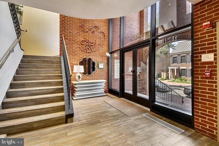 200 S Fairfax Street #7 photo 15