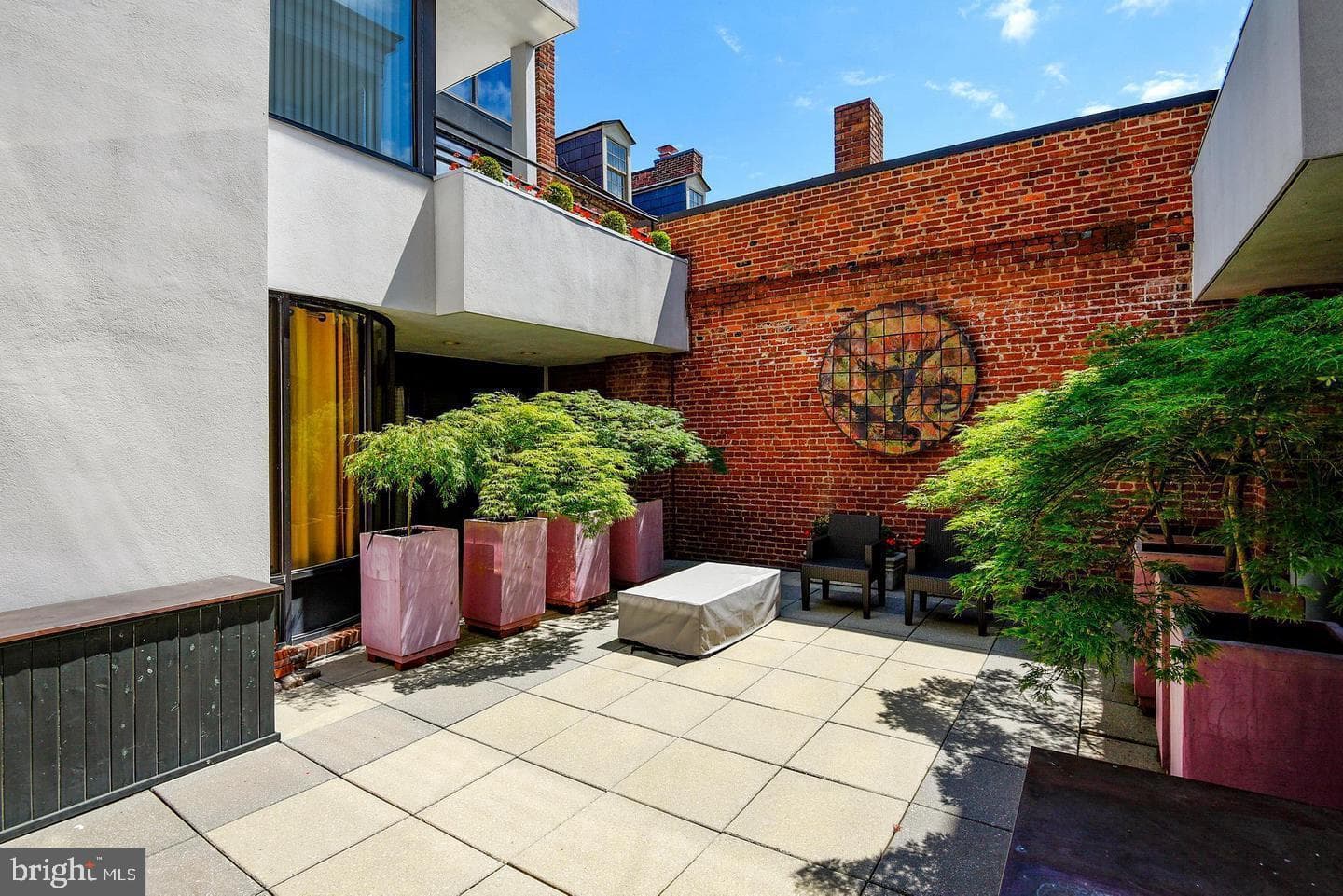 200 S Fairfax Street #7 photo 3