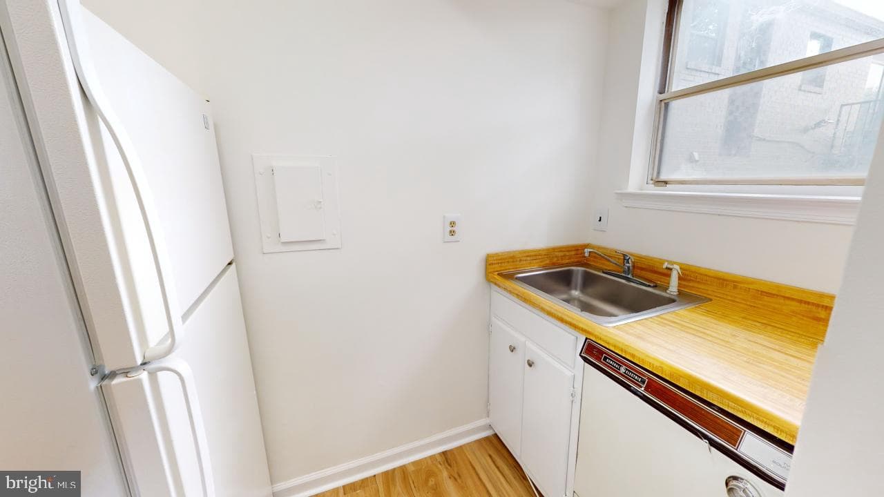 5909 Quantrell Avenue #102 photo 3