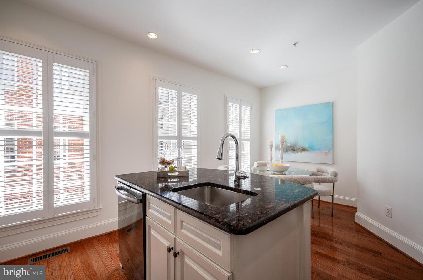 416 Euille Street photo 12