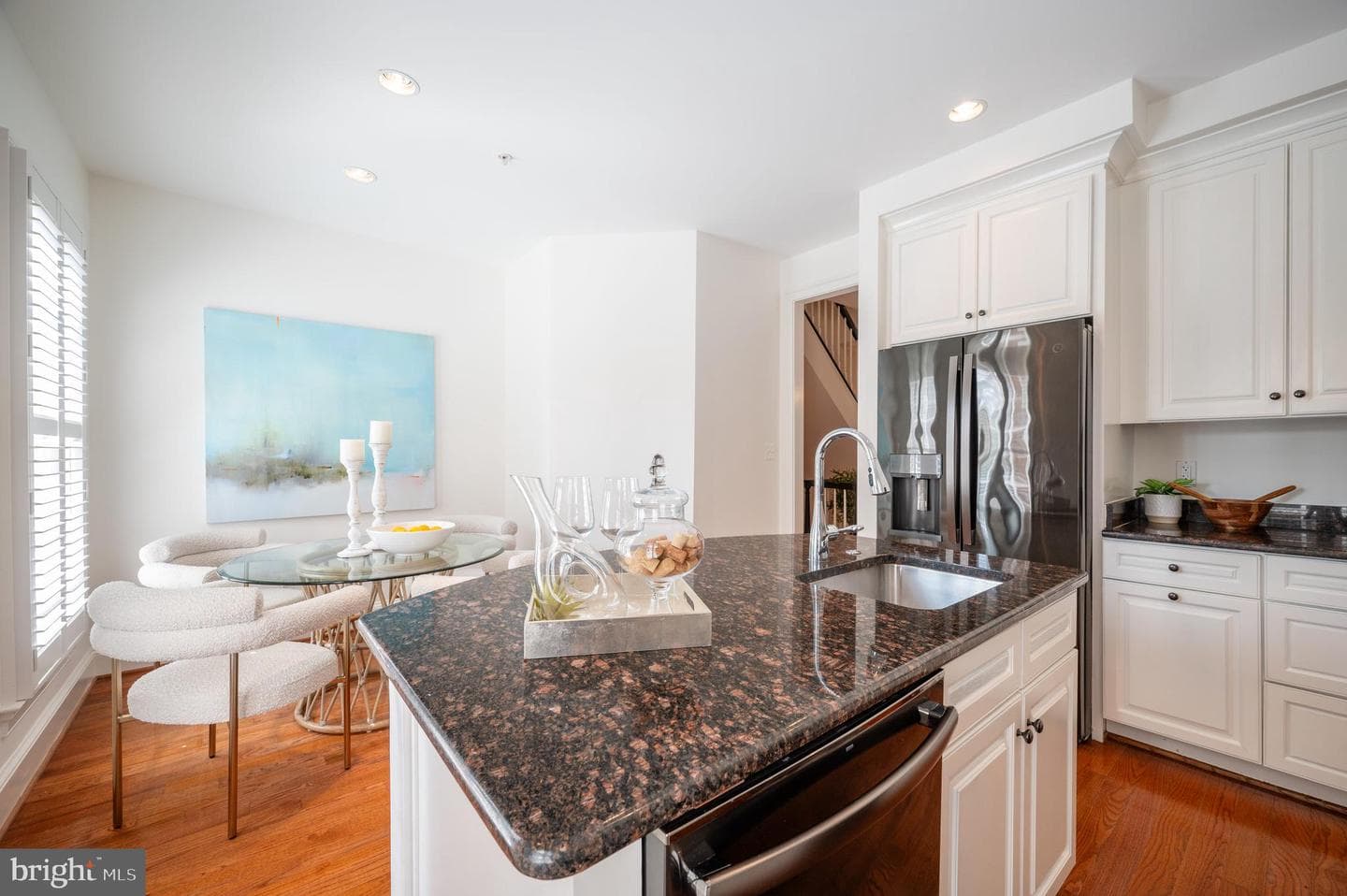 416 Euille Street photo 9