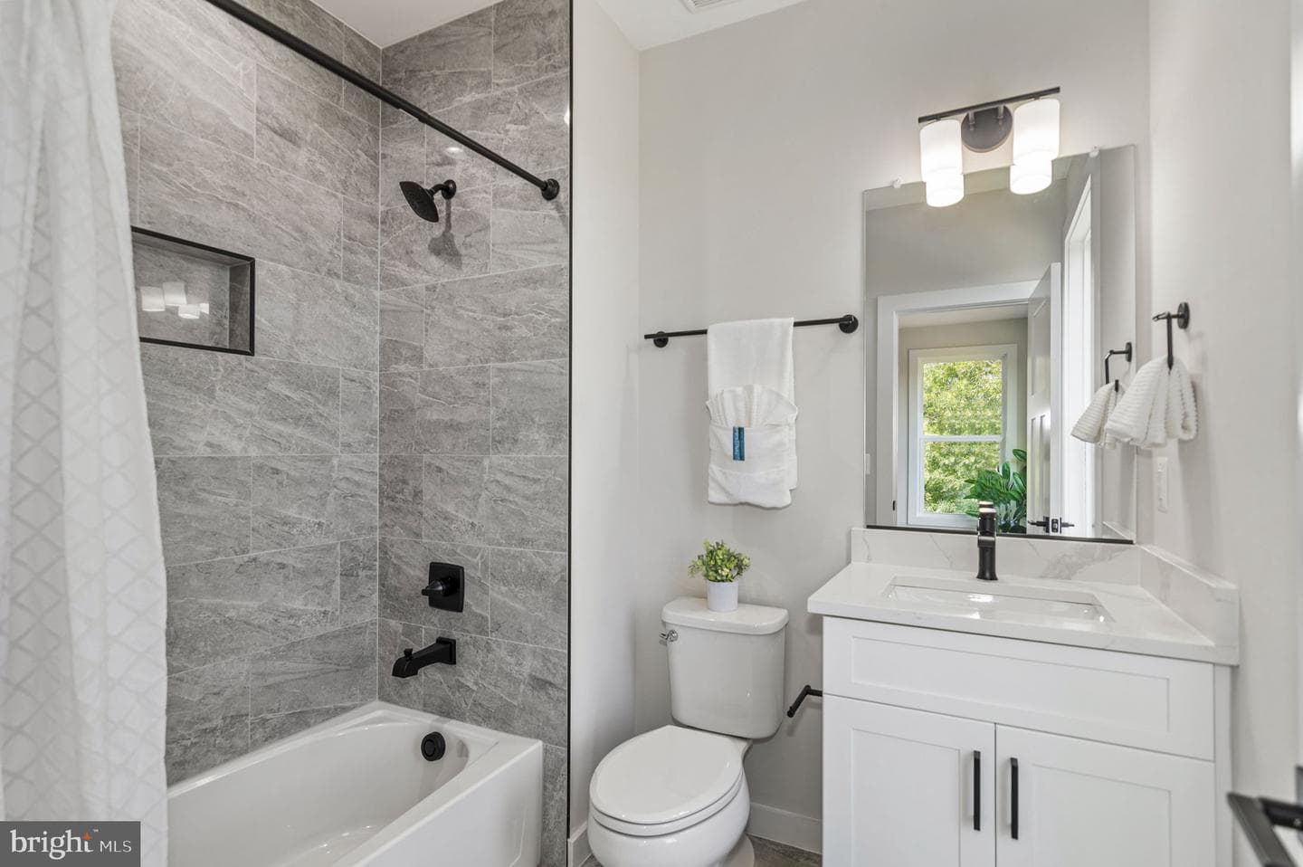 6338 Stevenson Avenue photo 29
