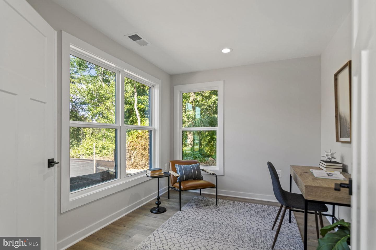 6338 Stevenson Avenue photo 3