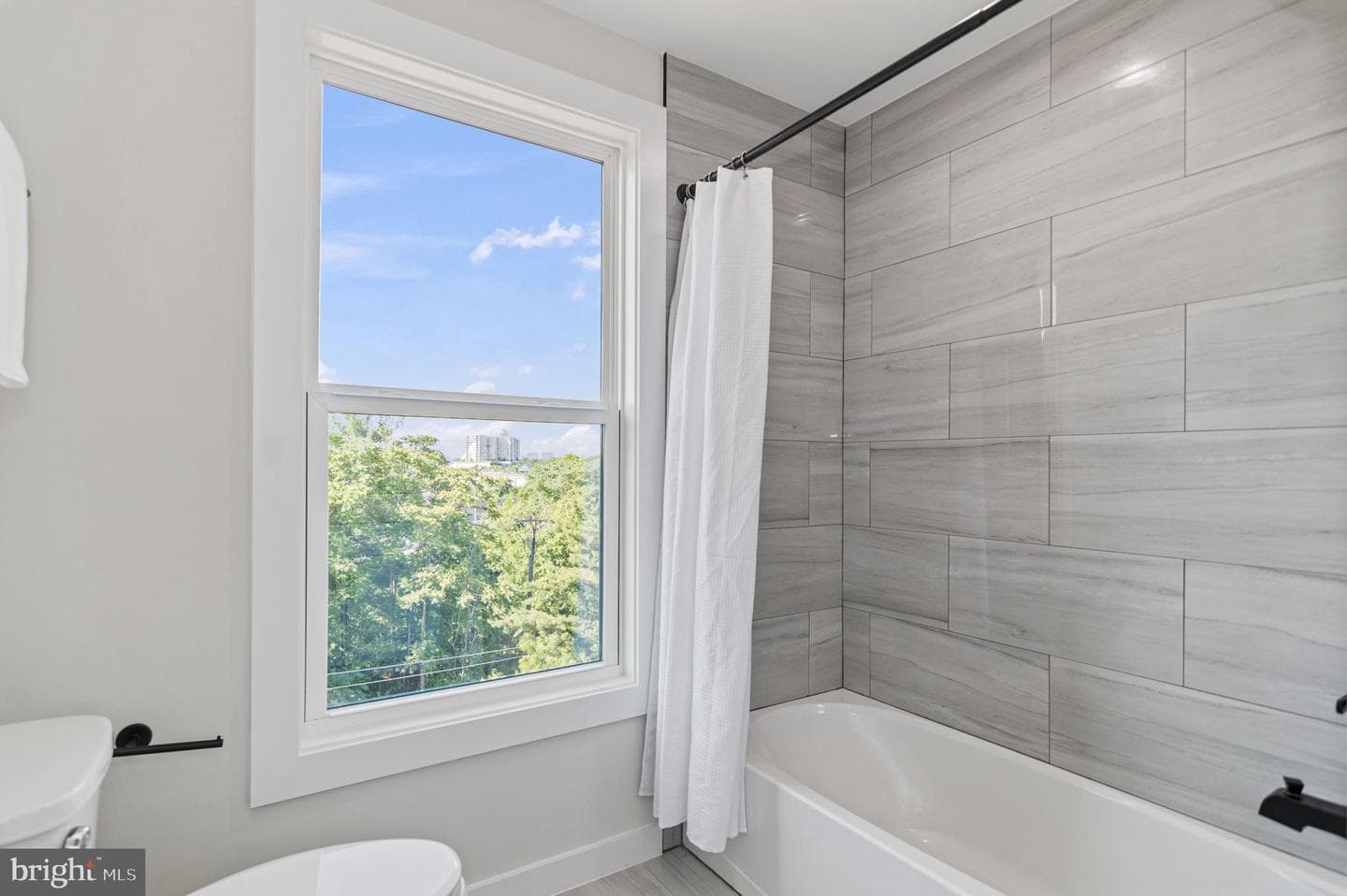 6338 Stevenson Avenue photo 39