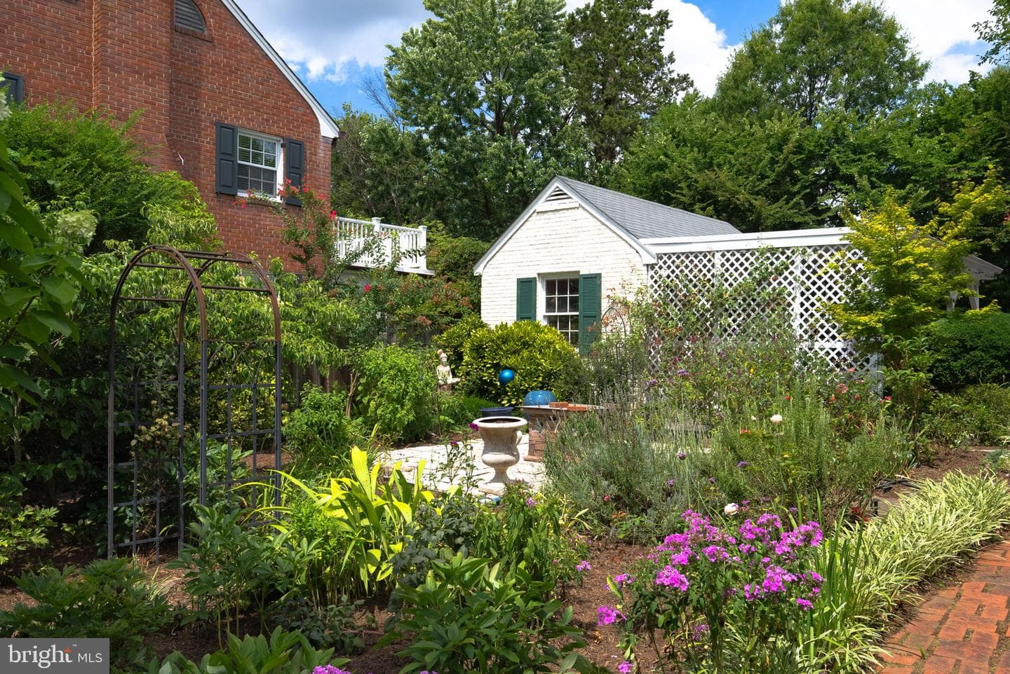 501 Hilltop Terrace photo 30