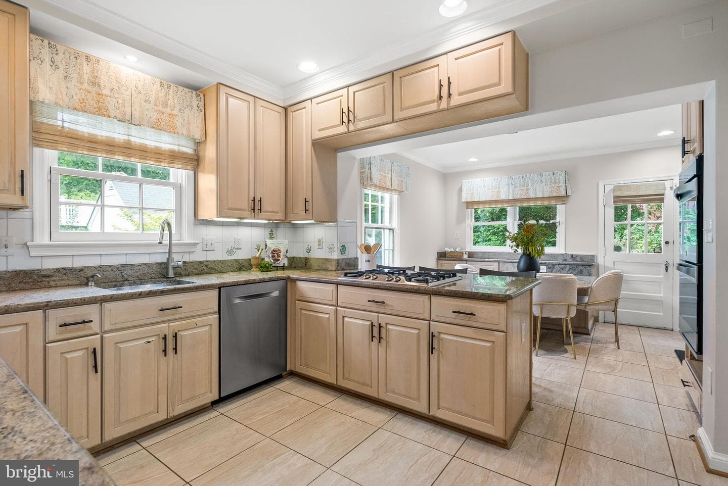 501 Hilltop Terrace photo 43
