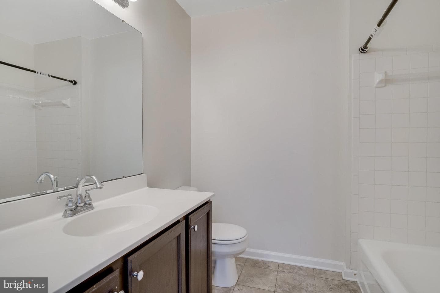 154 Ingle Place photo 18