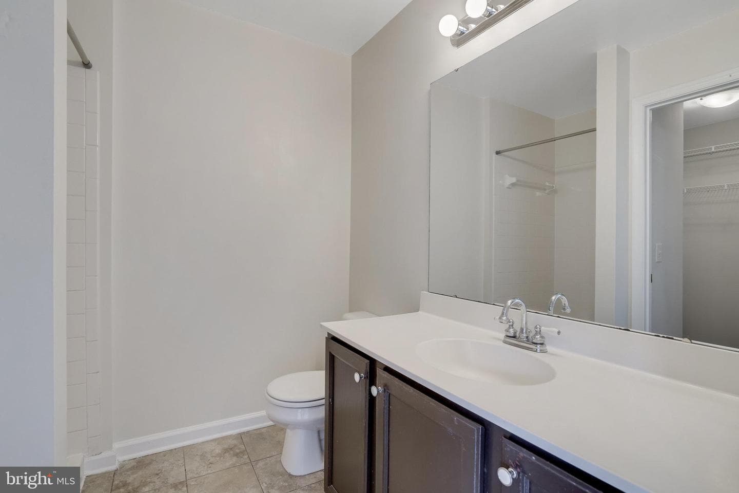 154 Ingle Place photo 25