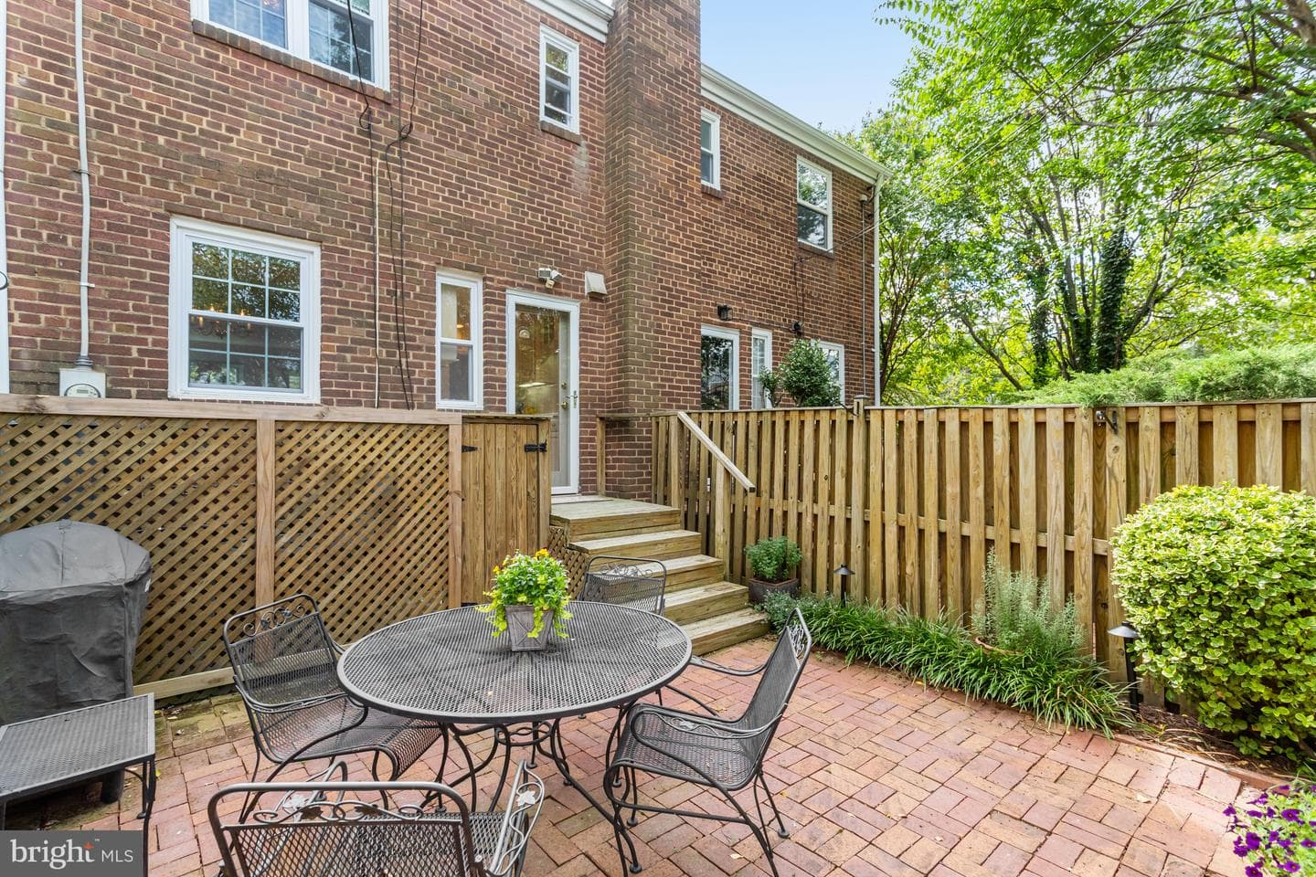 34 E Rosemont Avenue photo 33