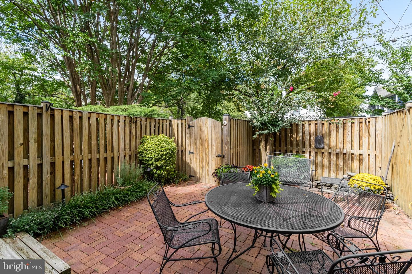 34 E Rosemont Avenue photo 35