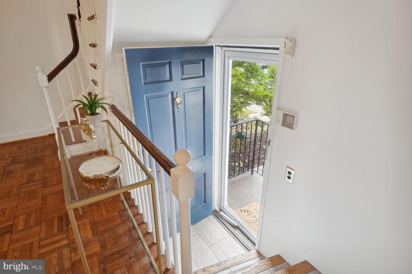 1613 Ripon Place photo 3