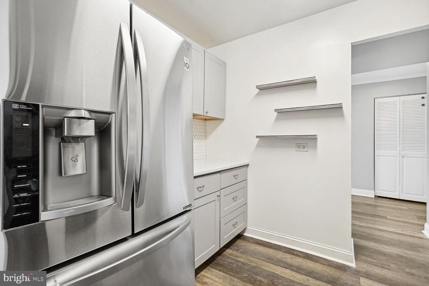 5340 Holmes Run Parkway #1510 photo 11